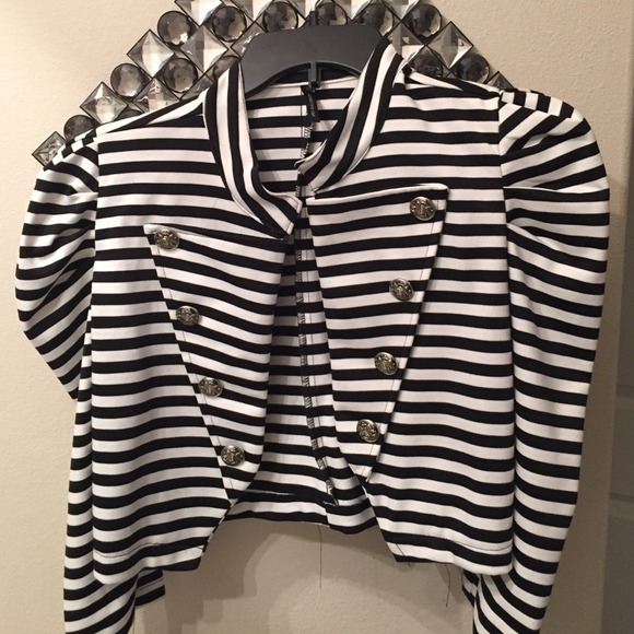 Black and White half blazer