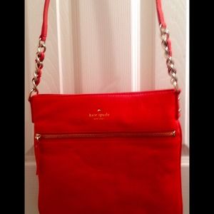 Style: COBBLE HILL ELLEN. Color: CINNABAR