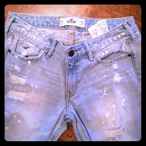 2 pair of Hollister sz 5 jeans