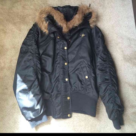 ❄️⛄️SP Jacket w/ Hood❄️⛄️🎊SALE🎉