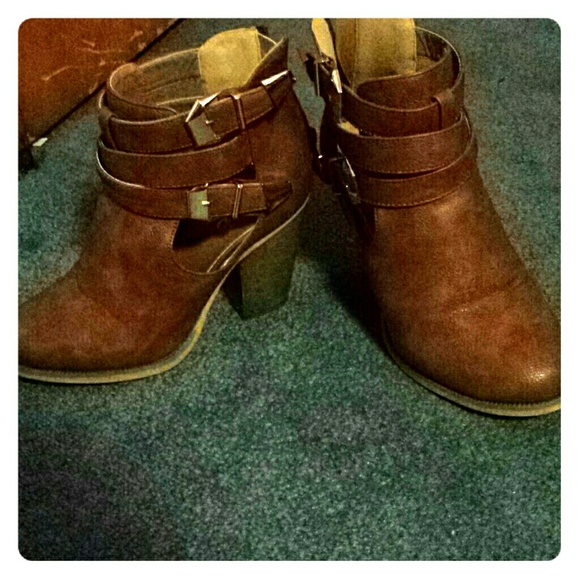 Ankle boots