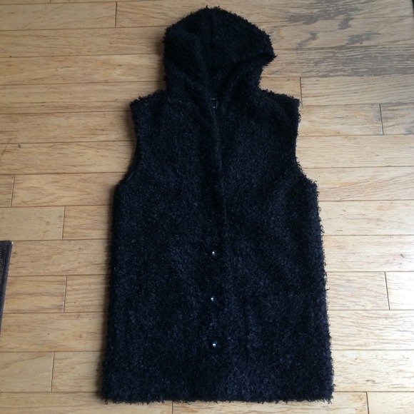 Niki Biki Black Vest - Picture 2 of 3