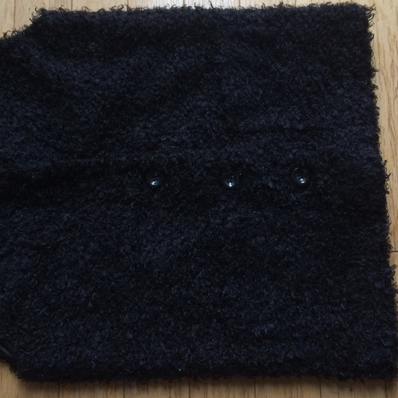 Niki Biki Black Vest - Picture 3 of 3