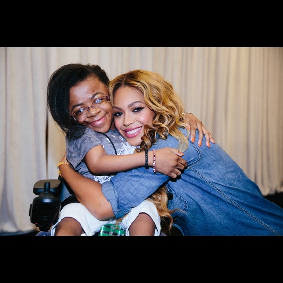 PASS IT ON & WATCH YOUR FOLLOWERS GROW💕FG💕💕💕💕 - Picture 2 of 4