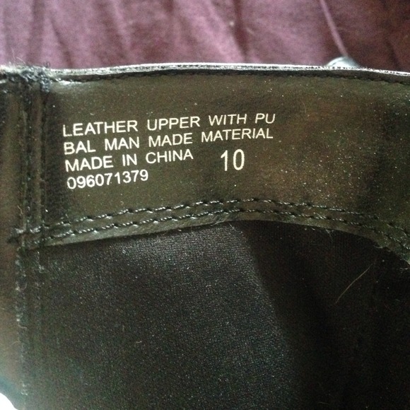 Amazing black boots! Like new! Gorgeous! - Picture 3 of 3