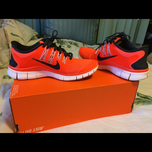 Nike Free 5.0+ SOLD✨