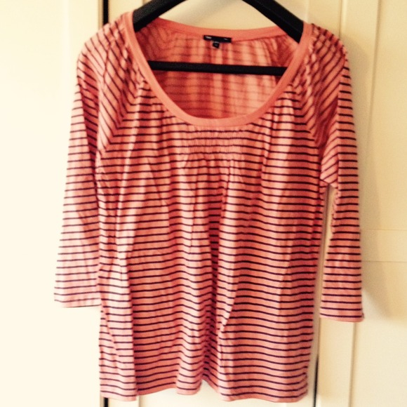 Gap shirt
