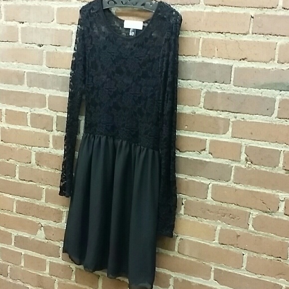 Lace dress