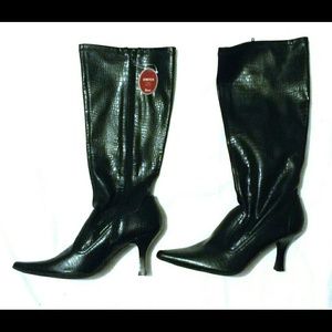 Bass women leather knee high heel boots