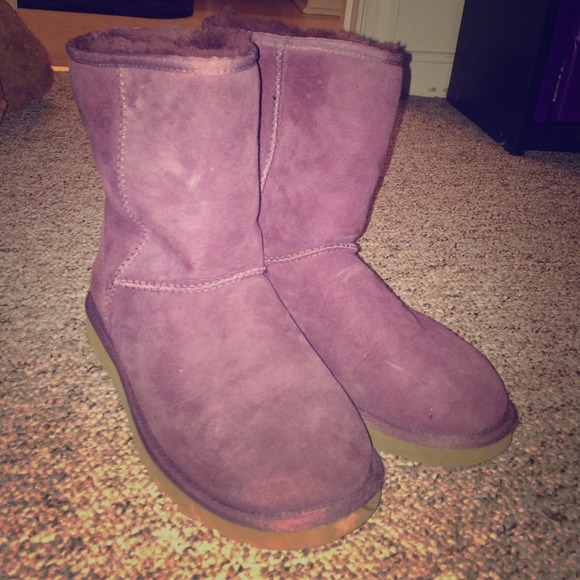 Purple ugg boots!