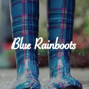 Blue and black plaid rain boots