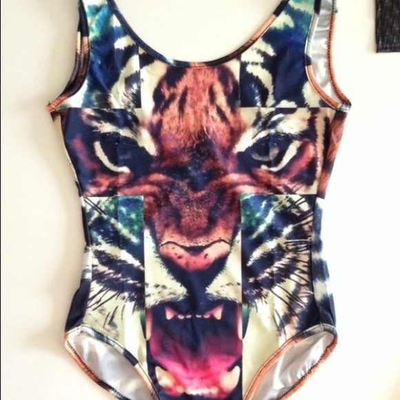 3d tiger body suit !