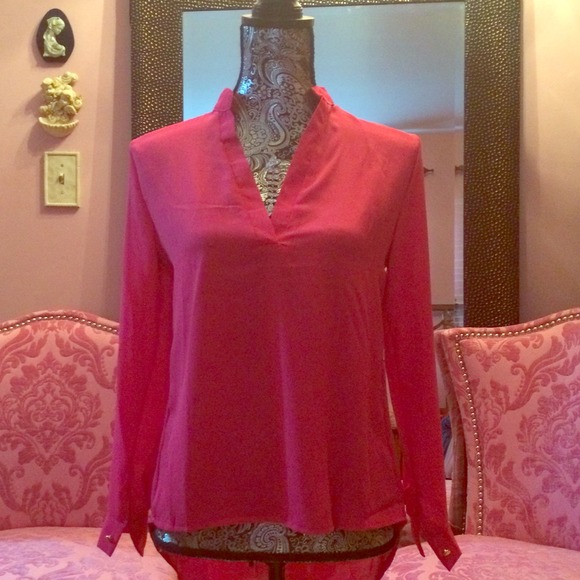 Pink top - Picture 1 of 1