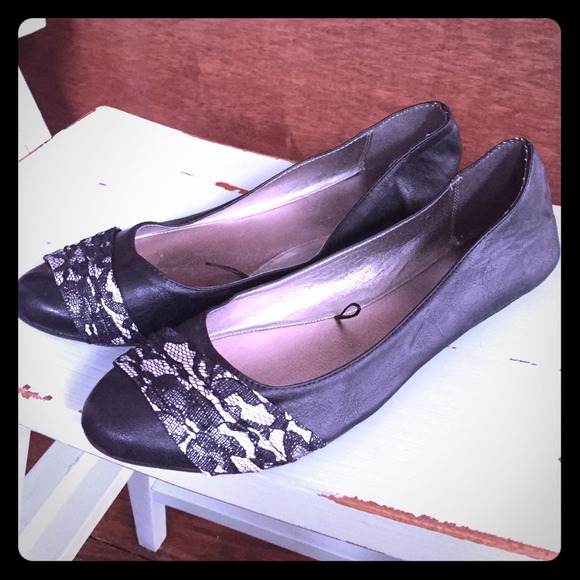 Shoes - Black with lace flats! Size 10!