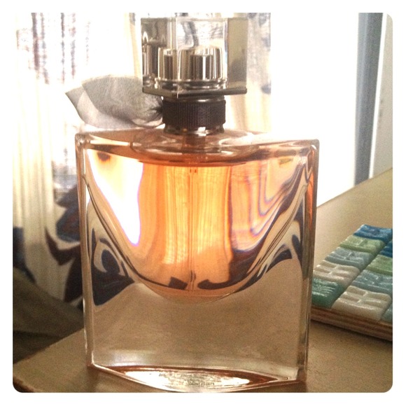 🚫🚫SOLD🚫🚫New Lancôme la vie est belle!