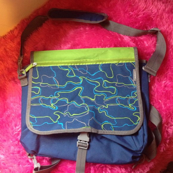 Messenger bag
