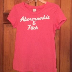 Abercrombie & fitch coral tshirt size medium