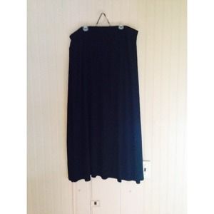 Plain Black Maxi Skirt