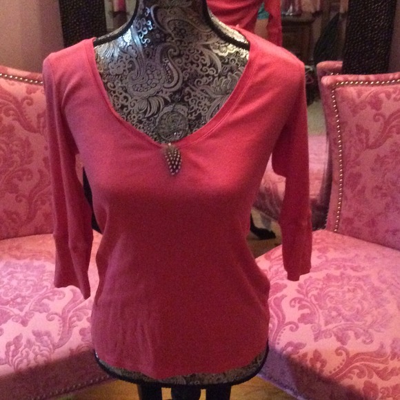 3/4 sleeve v-neck coral top