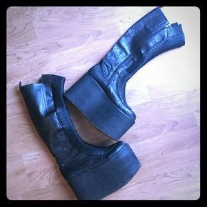 Black Platform Boots