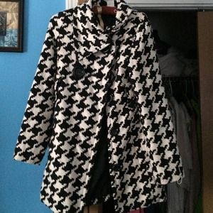 Long black and white pattern coat.