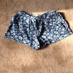Blue floral Aeropostale shorts