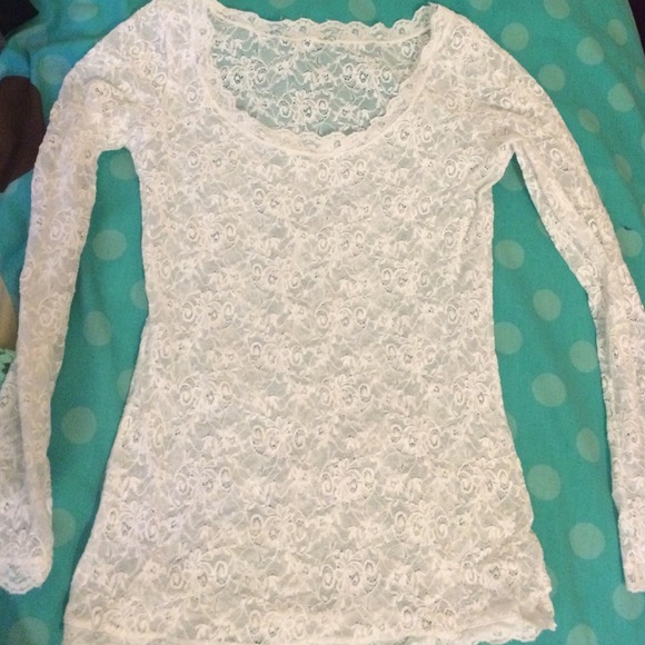 BUNDLE* Lace tops