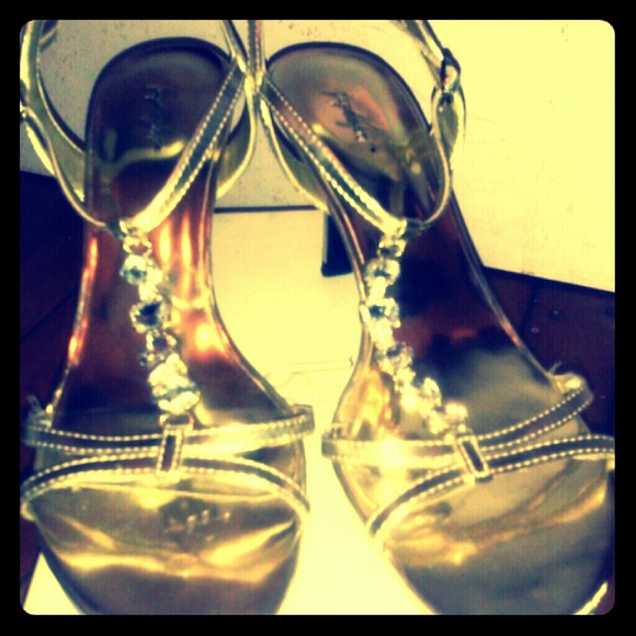White gold heels