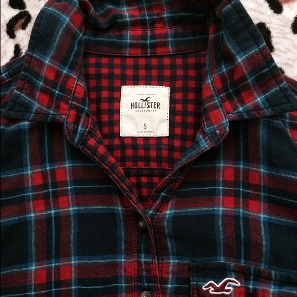 Hollister Plaid Long Sleeve - Picture 2 of 2