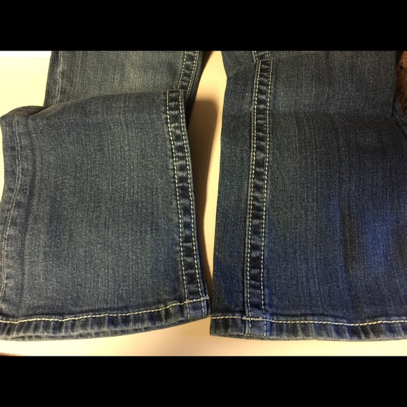Size 24 Miss Me Jeans - Picture 4 of 4