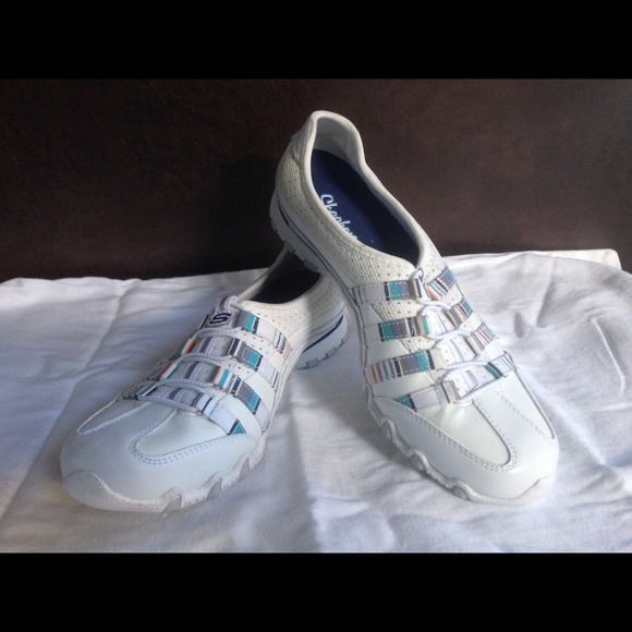 Skechers