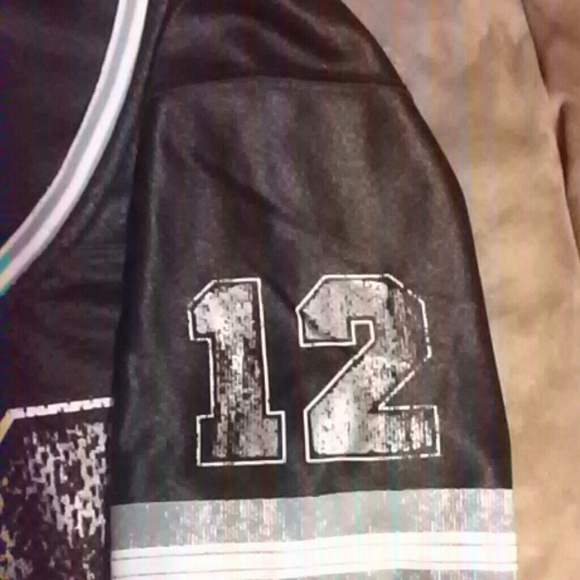 Jersey - Picture 2 of 2