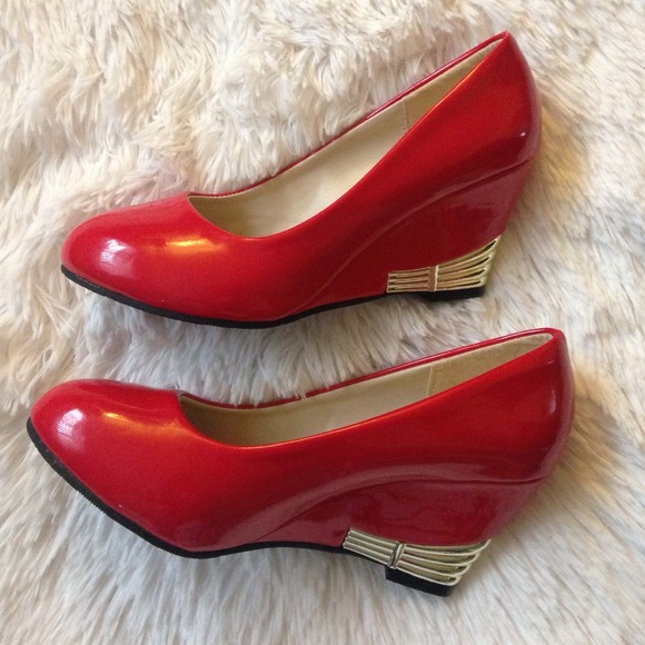 Shoes - 🔴THIS ITEM IS  NO LONGER AVAILABLE🔴