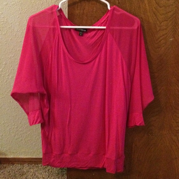 Quarter sleeve pink express shirt
