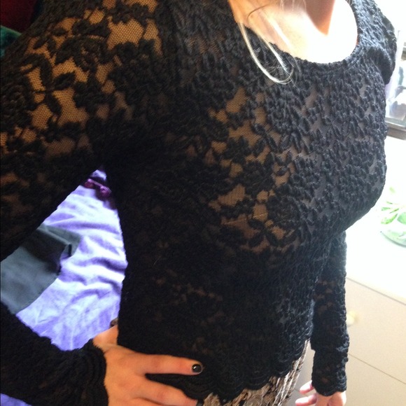 Lacey long sleeved top