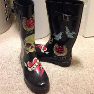 Size 8 Chooka rain boots. New