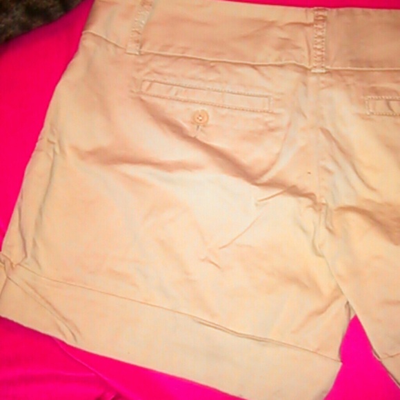 Express design khaki shorts - Picture 2 of 3