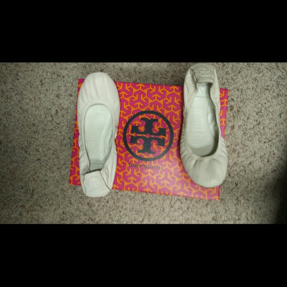 Authentic, Tory Burch ballerina flat