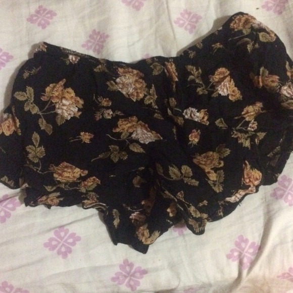 New (with tags) Brandy Melville vodi shorts