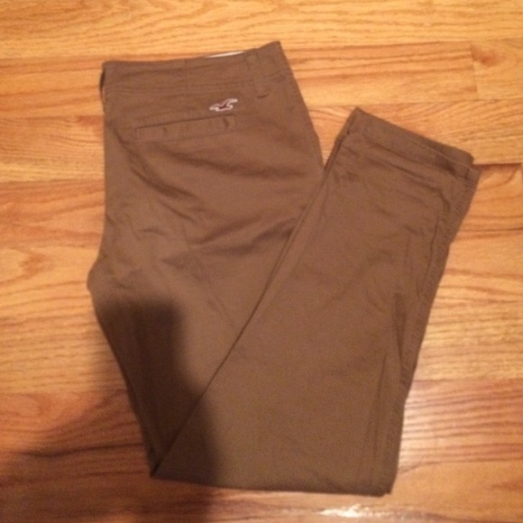 Hollister cropped skinny khaki dress pants