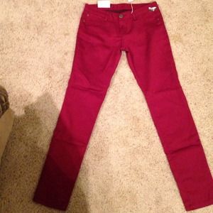 Burgundy Rue 21 skinny jeans