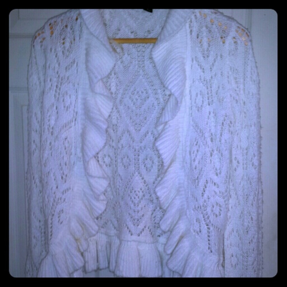 Cover up white seater