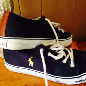 Navy Polo Ralph Lauren sneakers