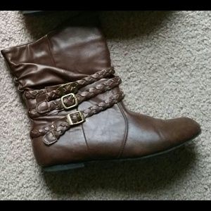 Brown faux leather buckle booties boots 7/8 Medium