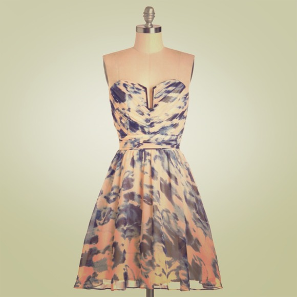 NWT Stunning ModCloth Dress- Swirls of Sass