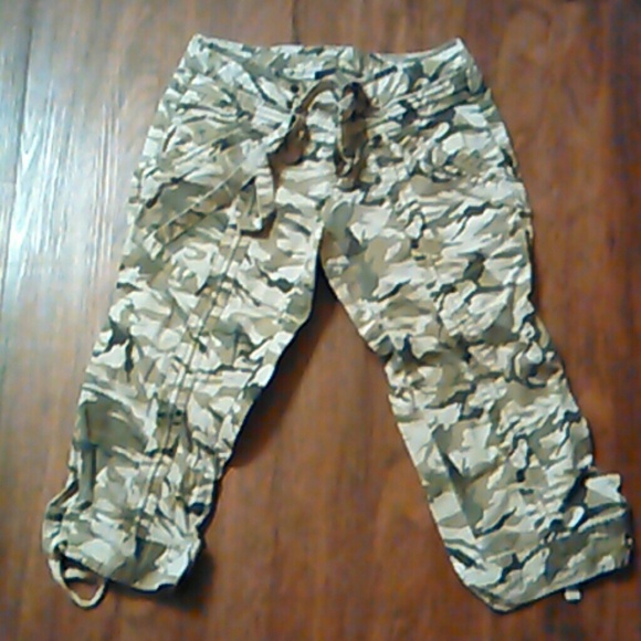 Camo capries