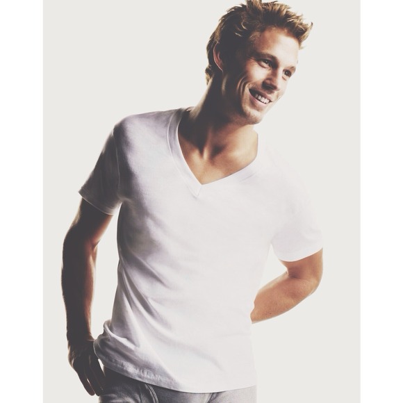 TWO PLAIN WHITE v-neck T-SHIRTS