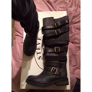 Steve Madden Leather Boots