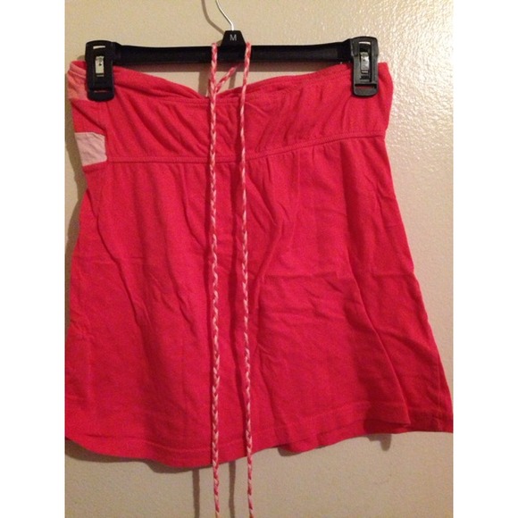 Top - Picture 2 of 2