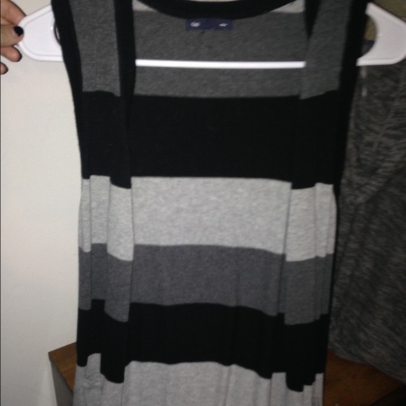 sleeves sweater